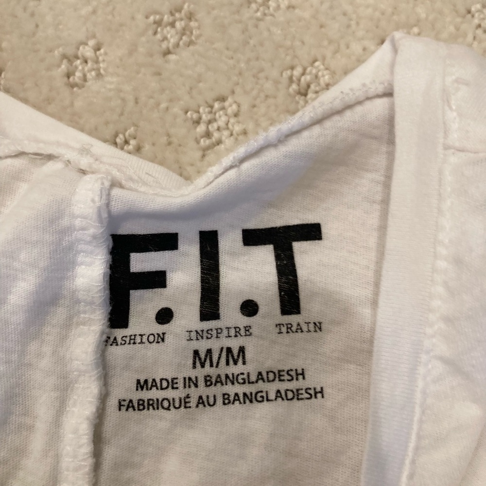 🔴F.I.T. Workout tank. - Picture 2 of 3